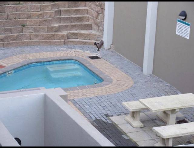 3 BEDROOM APARTMENT FOR SALE IN STRAND